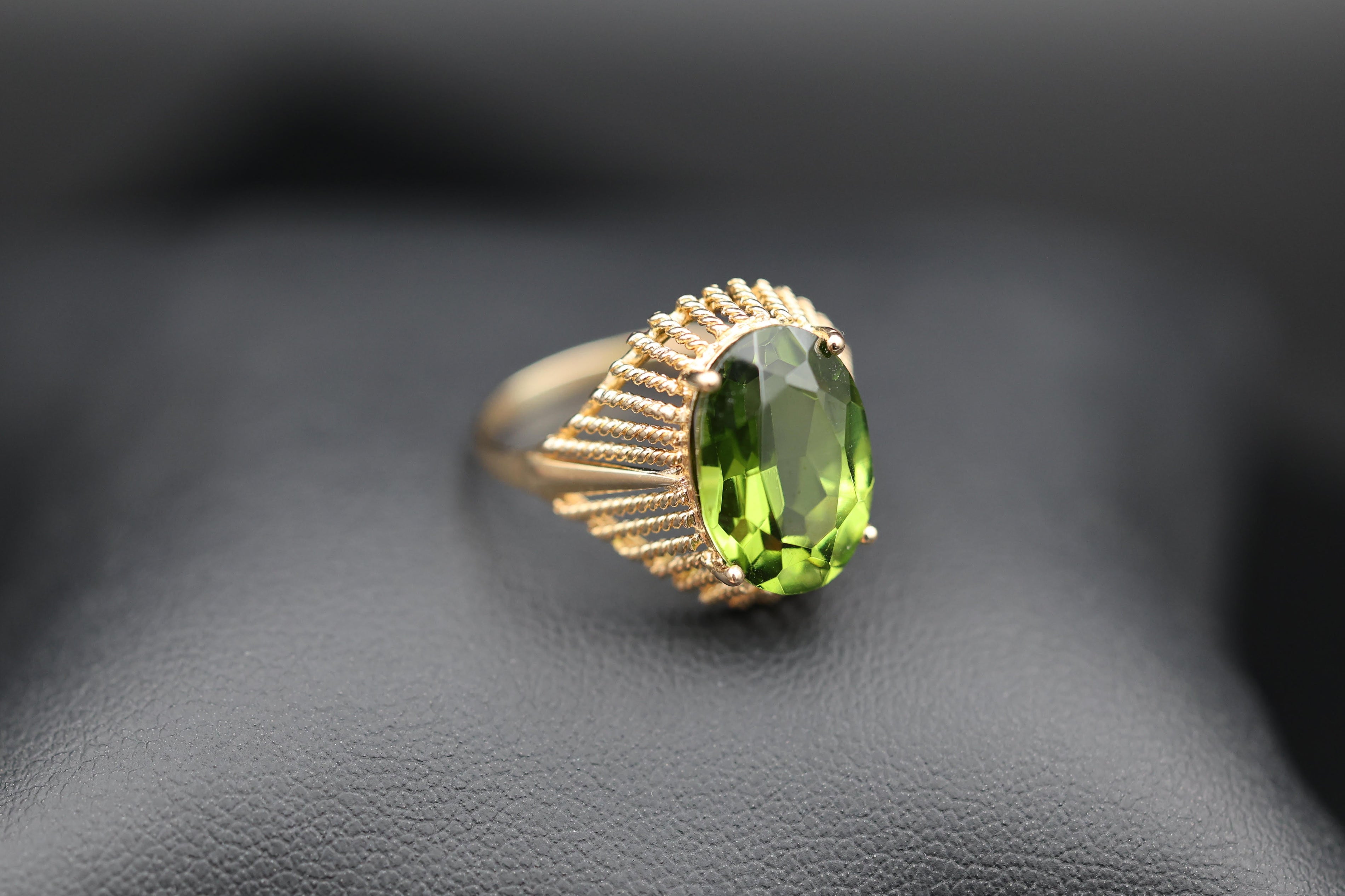 14ct, Green Gemstone Ring